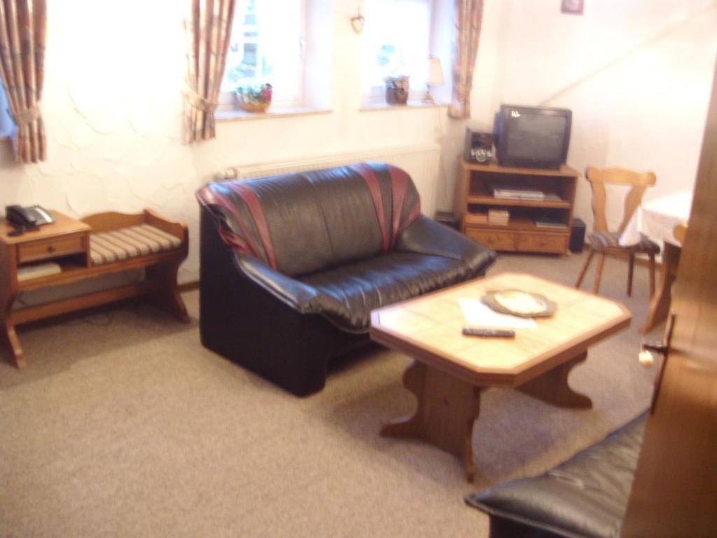 Ferienwohnungen Seidenweber Schmallenberg Habitación foto