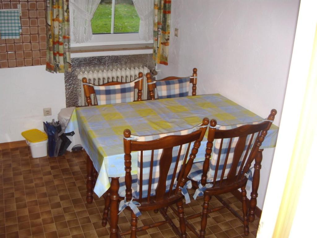 Ferienwohnungen Seidenweber Schmallenberg Habitación foto